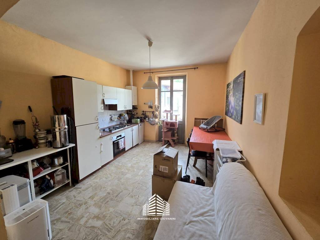 cucina - Appartamento via Craveri, 28, Bra - foto 1