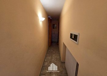 corridoio - Bilocale via Craveri, 28, Bra - foto 8