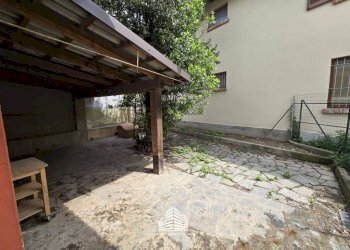 Cortile interno - Bilocale via Craveri, 28, Bra - foto 12