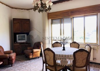 IMG-1320.jpg - Porzione di casa Via Villa 27, Follo - foto 9