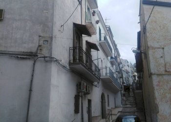 Appartamento Via Umberto I°, Ischitella - foto 2