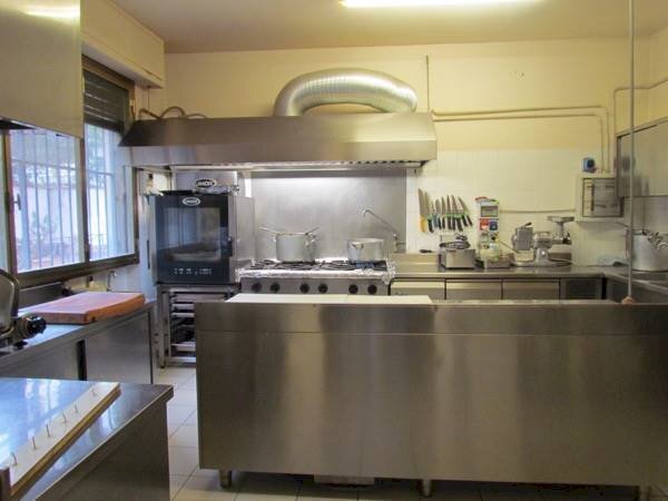 F_589184.jpg - Restaurant Viale Giuseppe Giusti, Lucca - photo 1