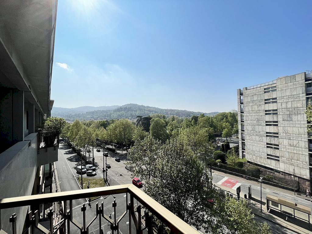 Vista - Four-room apartment corso Vittorio Emanuele II, 18, Torino (neighborhood Centro) - photo 2