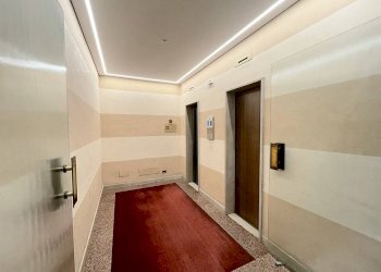 Ascensore - Four-room apartment corso Vittorio Emanuele II, 18, Torino (neighborhood Centro) - photo 11