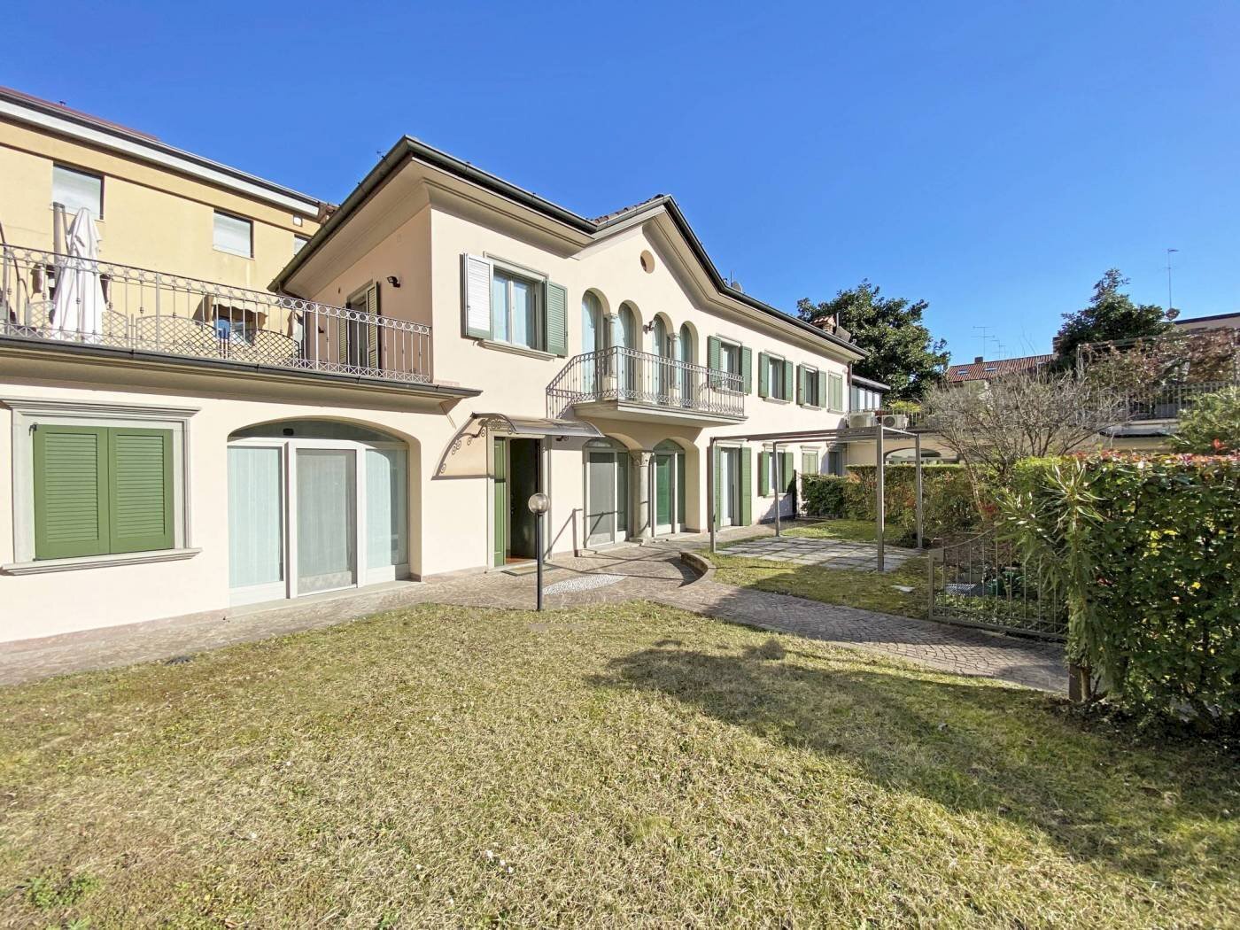 giardino privato - Villa viale Vittorio Emanuele II, Bergamo - photo 2