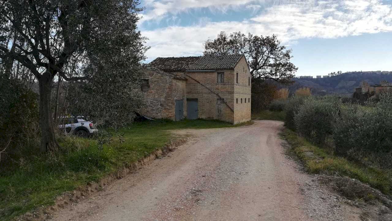 02.jpeg - Casa indipendente Petritoli - foto 1