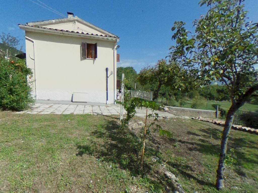 Giardino - Casa indipendente via Cerroneto, Greccio - foto 3