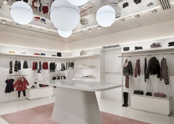 lighting-design-negozio-abbigliamento-1030x687.jpg - Locale Commerciale Piazza Santa Maria, Lucca - foto 12