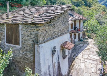 Facciata - Casa indipendente Località Barrale, 1, Luserna San Giovanni - foto 6