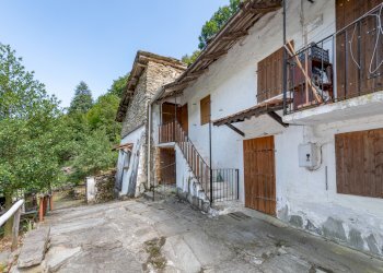 Facciata - Casa indipendente Località Barrale, 1, Luserna San Giovanni - foto 4