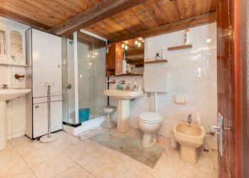 Bagno - Casa indipendente Località Barrale, 1, Luserna San Giovanni - foto 19