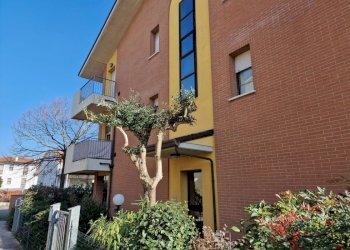 One-room apartment Massa Lombarda - photo 4