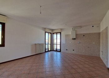 One-room apartment Massa Lombarda - photo 9