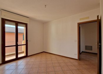 One-room apartment Massa Lombarda - photo 23