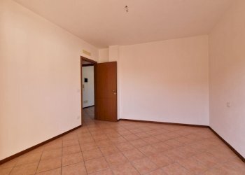 One-room apartment Massa Lombarda - photo 24