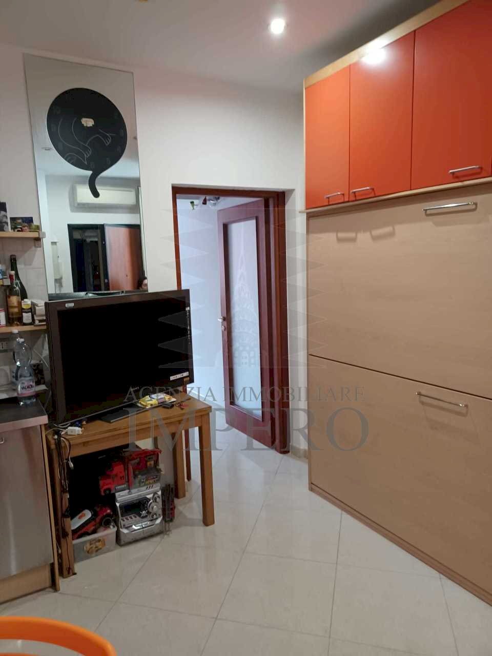 ventimiglia rosso 3.jpg - Two-room apartment Via Giuseppe Garibaldi 1A, Ventimiglia - photo 2