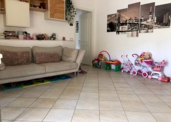 292102084_3292182481000721_7200593143282370357_n.j - Appartamento Massarosa - foto 4