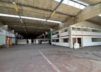 interni - Locale Commerciale Via Fratelli Philips 11, Bari - foto 8