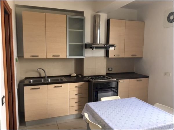 CUCINA-SOGGIORNO - Two-room apartment Modica - photo 3