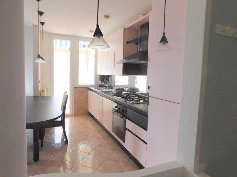 Trilocale Savona (zona Oltreletimbro) - foto 2