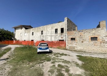 ESTERNI - Rustico Via Udine 1, Palmanova - foto 1