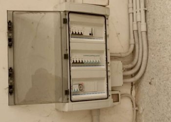 impianto elettrico per le serrande - Capannone via Manfredonia, Foggia - foto 14