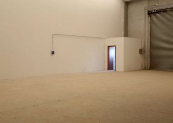 pianterreno 5 lato ingresso magazzino - Capannone via Manfredonia, Foggia - foto 15