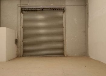 pianterreno 7 lato ingresso magazzino - Capannone via Manfredonia, Foggia - foto 16