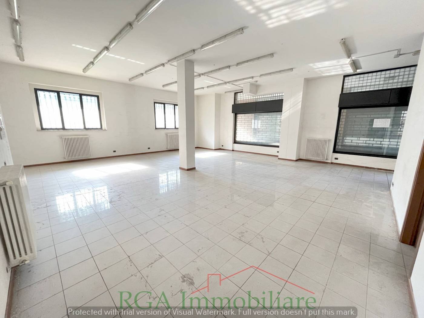 negozio - Negozio via Achille Muzio, 26, Bergamo - foto 1