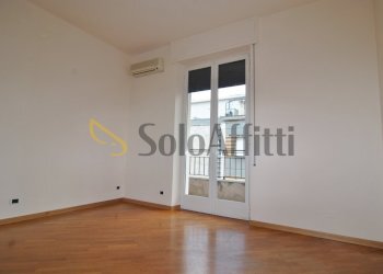 SOGGIORNO - Appartamento Livorno - foto 7