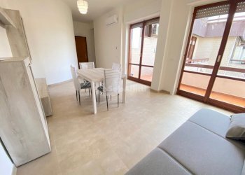 Immagine WhatsApp 2022-09-16 ore 16.57.091.jpg - Three-room apartment Viale Abramo Lincoln 166, Caserta - photo 2