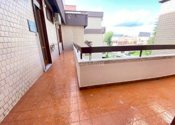 6.jpg - Three-room apartment Viale Abramo Lincoln 166, Caserta - photo 6