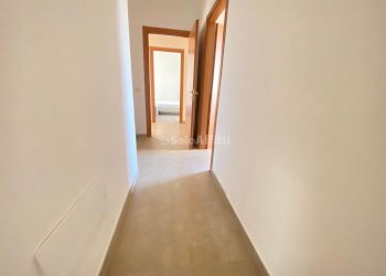 9.jpg - Three-room apartment Viale Abramo Lincoln 166, Caserta - photo 9