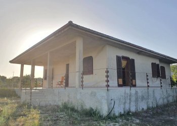 4.jpg - Villa Modica - foto 6