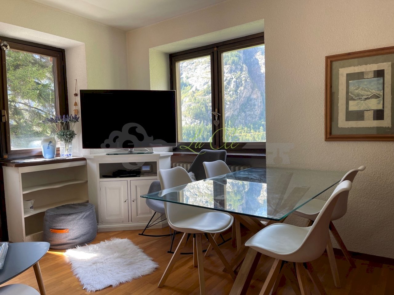 AFFITTO VILLAIR INFERIORE - ZONA PRANZO CON VETRAT - Three-room apartment Courmayeur - photo 1