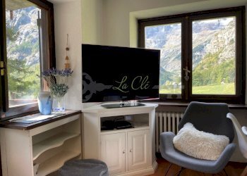 AFFITTO VILLAIR INFERIORE - ZONA LIVING - Trilocale Courmayeur - foto 3