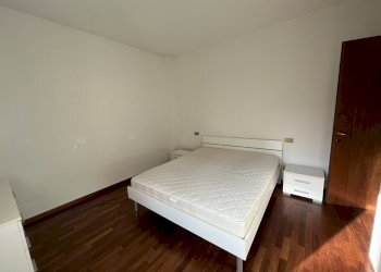 camera da letto - Bilocale Reggio nell'Emilia - foto 2