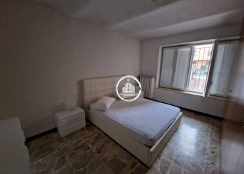 Camera da letto - Bilocale via Umberto I, Bra - foto 3