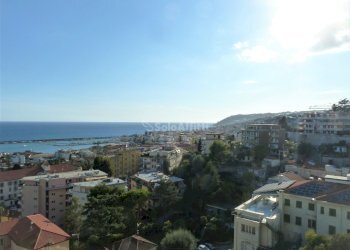 Vista - Attic Via Wolfgang Goethe 499, Sanremo - photo 11