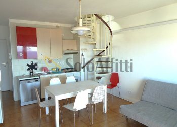Soggiorno e angolo cottura - Attic Via Wolfgang Goethe 499, Sanremo - photo 6