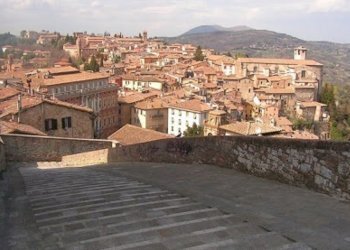 viste - Non Alimentare Piazza Danti, Perugia - foto 4