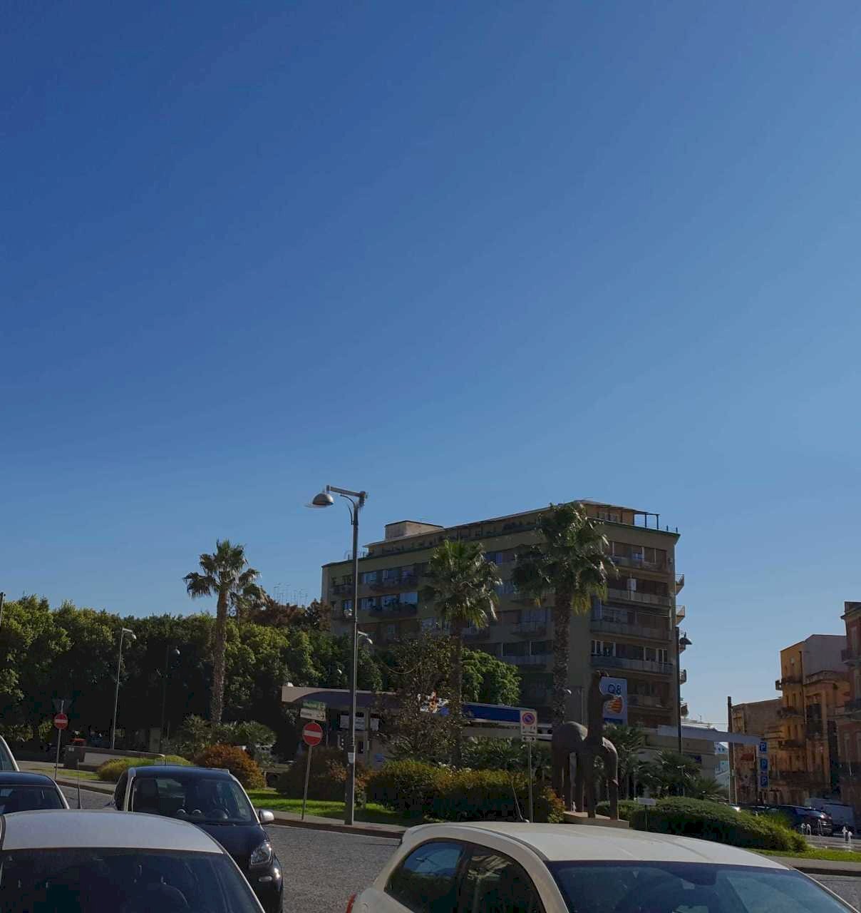 PHOTO-2020-11-09-19-25-36.jpg - Commercial Premises corso umberto, Siracusa - photo 2