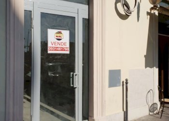 soqc8zc99in3wh7jc20201110151327.jpg - Locale Commerciale corso umberto, Siracusa - foto 1