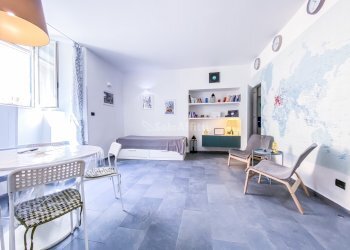 SOGGIORNO CON ANGOLO COTTURA - Appartamento Salita Pontecorvo, Napoli (zona Montecalvario) - foto 5