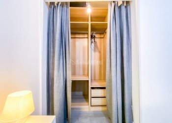 CABINA ARMADIO - Appartamento Salita Pontecorvo, Napoli (zona Montecalvario) - foto 15