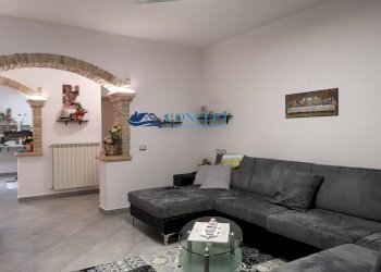 Casa indipendente via E. Fermi, Martinsicuro - foto 6