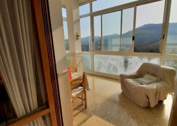 20 RIPATRASONE-CASA INDIPENDENTE CON 12 ETTARI DI - Casa indipendente Ripatransone - foto 14