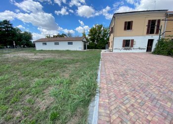 IMG_1889.jpg - Independent house via dozza 39, Castel Guelfo di Bologna - photo 2