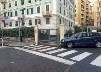 BOX AFFITTO CARIGNANO VIALE ASPROMONTE (7) - Box viale Aspromonte, Genova (zona Carignano) - foto 6
