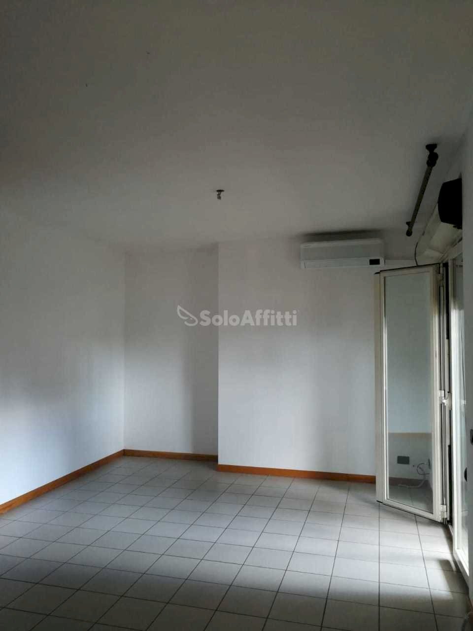 35b67684-ac44-4e46-922b-eb7a2343a49a.jpg - Apartment Latina - photo 3